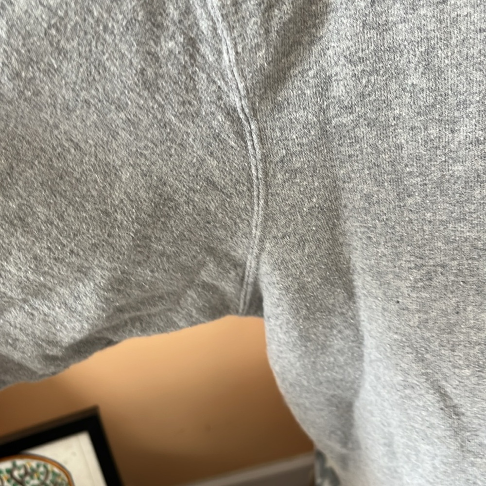 American Outfitters Gray Rugged Jeep Tours Sweatshirt - Picture 6 of 7